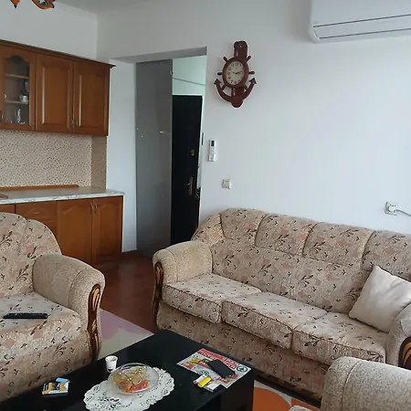 Apartament In * Tirana